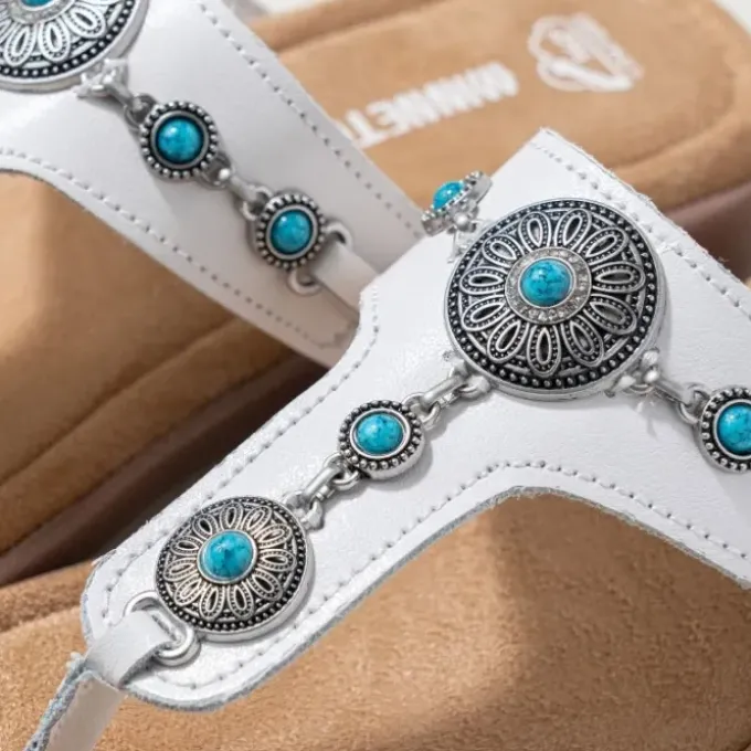 brecca-ZwPwdpSj-1.webp Sandals|Brecca White