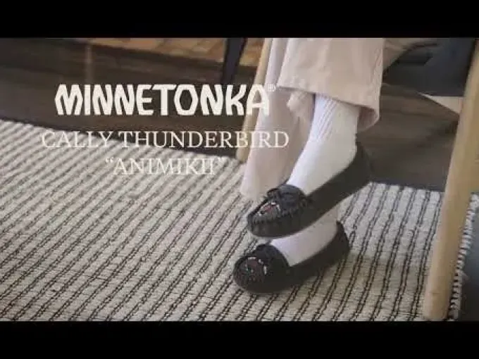 cally-thunderbird-animikii-fdsQoKAm-1.webp Slippers|Cally Thunderbird "Animikii" Charcoal Beaded