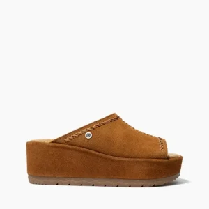 Sandals|Paislee Brown