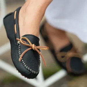Mocs & Loafers|WoClassic Driver Women's Classic Driver Black Moosehide